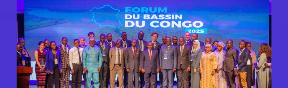 Photo des officiels lors du lancement du Forum Du Bassin du Congo à Kinshassa