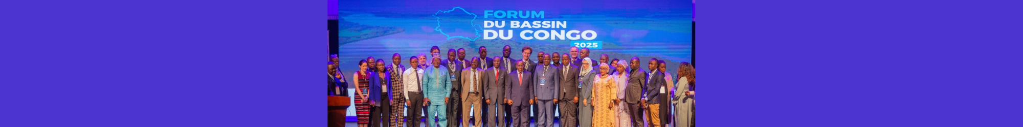 Photo des officiels lors du lancement du Forum Du Bassin du Congo à Kinshassa