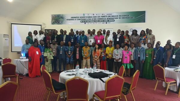 Journ&eacute;es scientifiques sur les for&ecirc;ts du Bassin du Congo - Photos des participants
