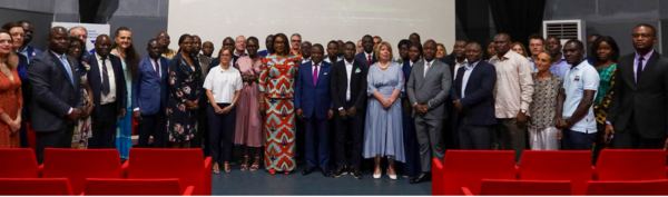 Photo de famille.png