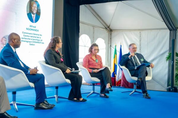 Visite PR Libreville Session Foret  (3).jpeg