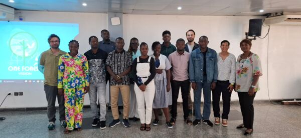 Les 11 doctorants OFVi et les formateurs lors de la formation gestion et valorisation de données Les 11 doctorants OFVi et les formateurs lors de la formation gestion et valorisation de données