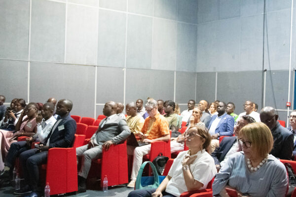 Mobilisation conjointe des universit&eacute;s et instituts congolais, du CIRAD, de l&rsquo;IRD et des SCAC des Ambassades de France au Congo et en RDC, illustra...